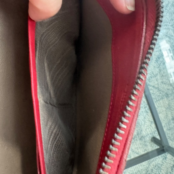 Bottega Venetta Red Intrecciato Woven Nappa Leather Zip Around Wallet - Picture 5 of 12